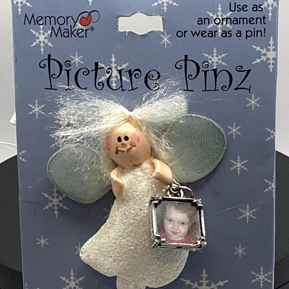 Memory Maker Picture Pinz Angel PIn with a Two Sided Photo Charm